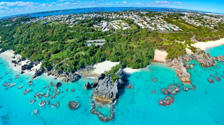 Científicos descubren gigantesca estructura oculta bajo las Bermudas