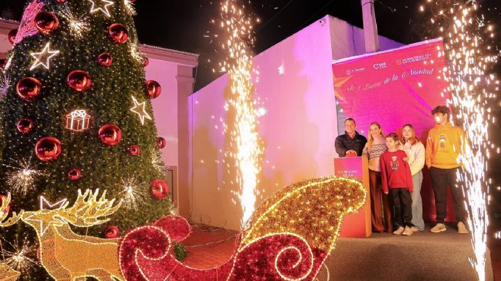 Arranca la temporada decembrina con el Encendido del Pino en El Carmen