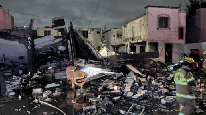 Reparan ventanas y puertas de casas dañadas por explosión en Pesquería