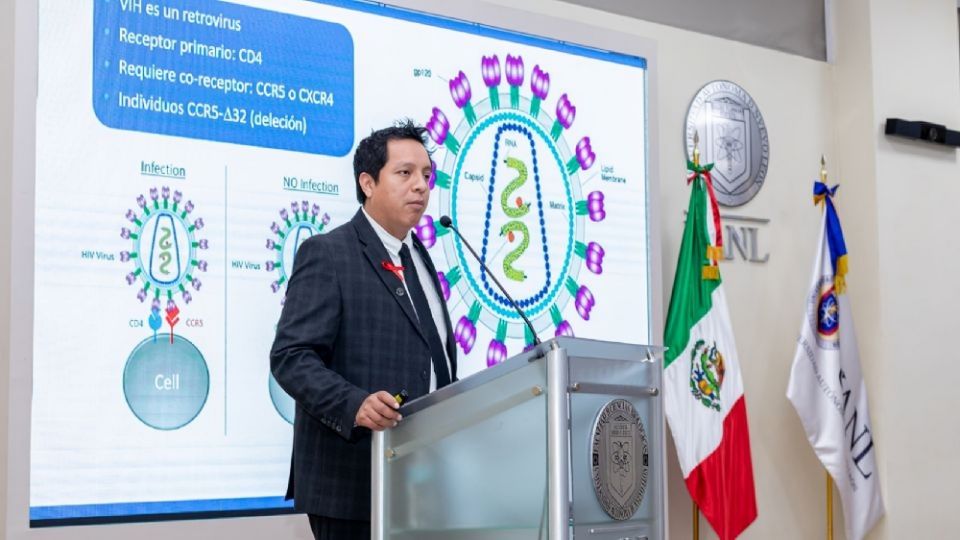 José Roberto Estupiñán, profesor e investigador de la UANL, en el marco del Día Mundial del Sida, impartió la conferencia “Epidemiología y diagnóstico actual de VIH”, para promover estrategias para su prevención.