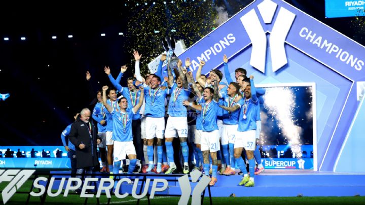 Nápoles conquista la Supercopa de Italia tras vencer 2-0 al Bolonia