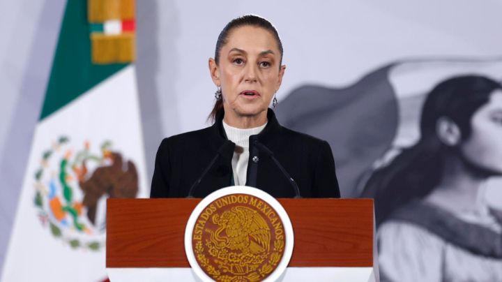 Sheinbaum envía condolencias a familiares de víctimas de accidente aéreo en Galveston