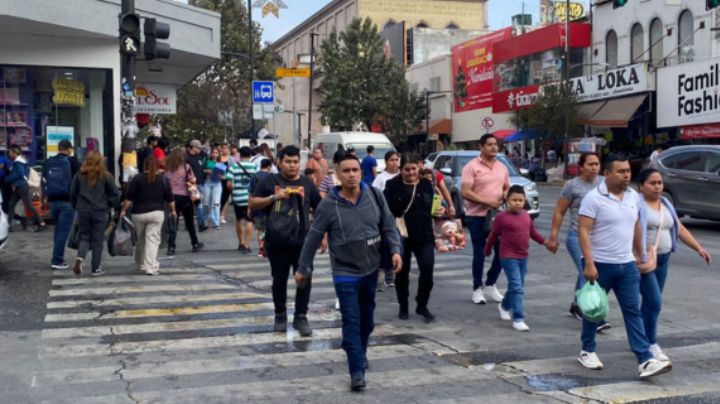 Regios realizan compras de pánico en plena Nochebuena