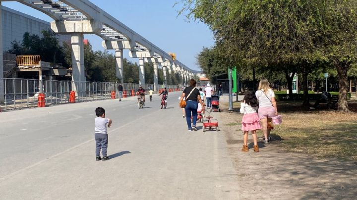 Navidad en Fundidora: Familias acuden al parque para estrenar regalos