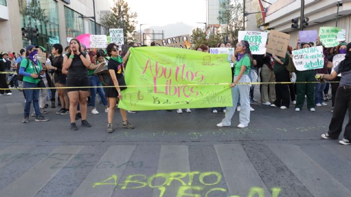 Récord de denuncias por aborto en NL