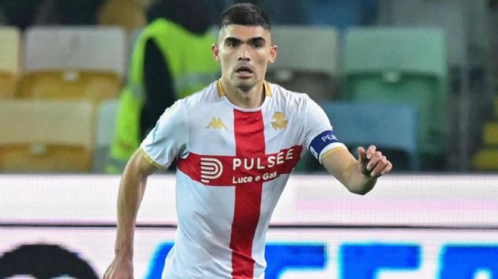 Genoa de Johan Vásquez cae ante Roma y se acerca al descenso en Serie A