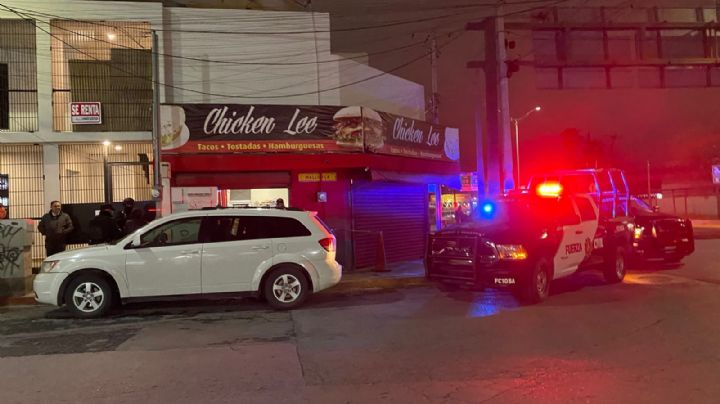 Robo a local de comida en avenida Garza Sada deja a adulto mayor lesionado