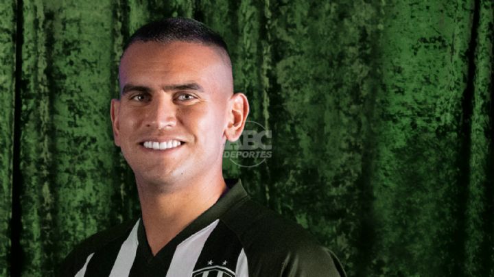 ¿Por qué Sebastián Vegas sigue entrenando con Rayados si ya es jugador de León?