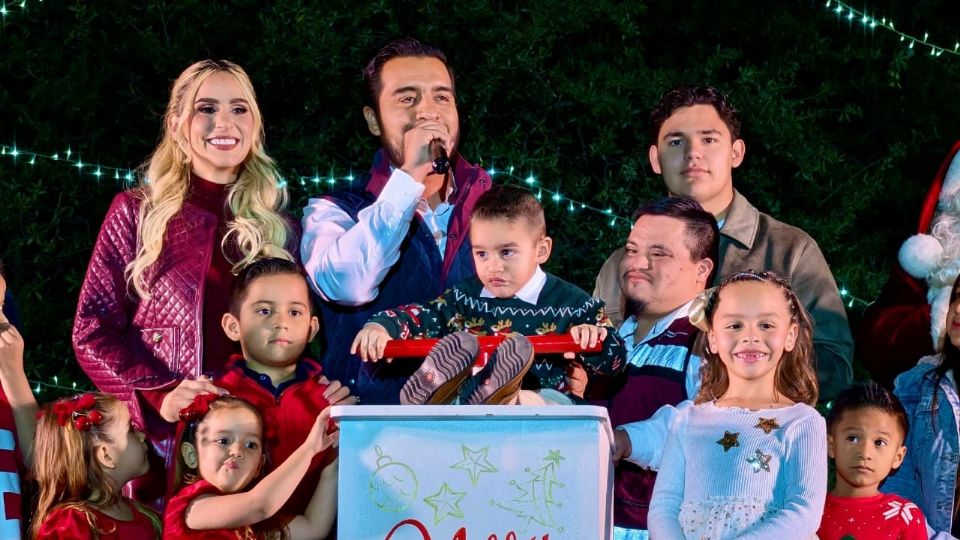 El alcalde con su familia CREDITOS: Santa Catarina