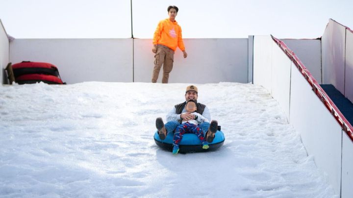 Salinas Victoria inaugura tobogán navideño en la Plaza Principal