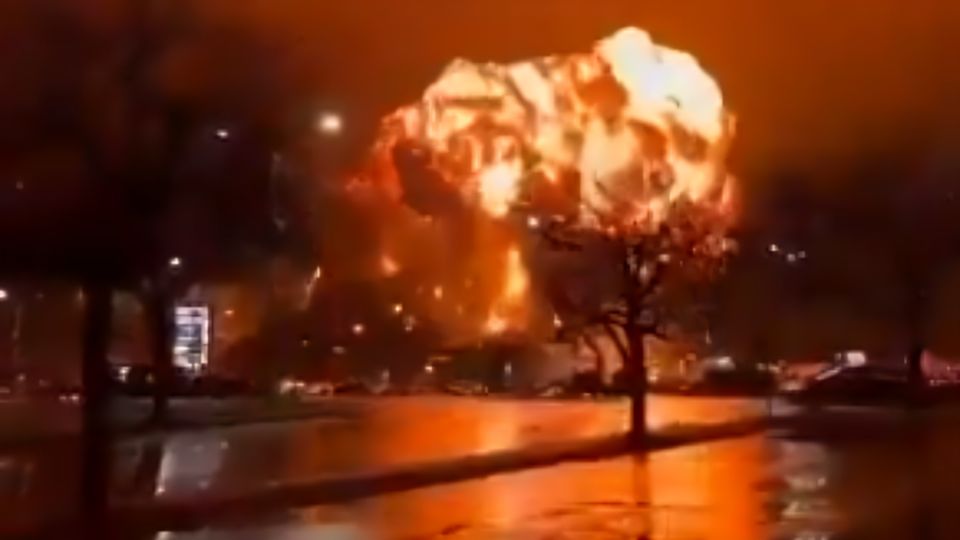 El accidente de avión en Filadelfia suma un fallecido que estaba en tierra y 19 heridos.
