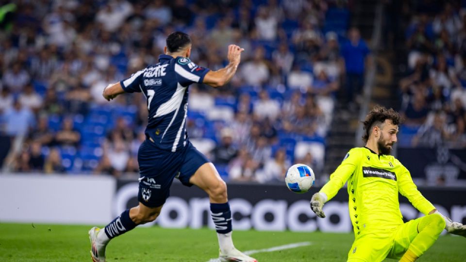 Germán Berterame anotó un doblete en el triunfo de Rayados ante el Forge FC