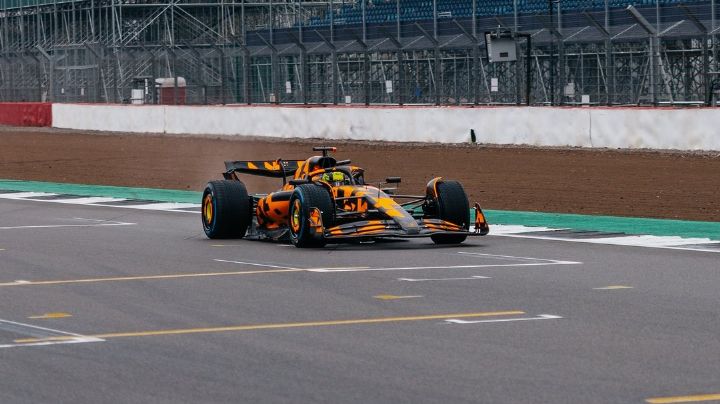 McLaren presenta el MCL39, su nuevo automóvil para la temporada 2025