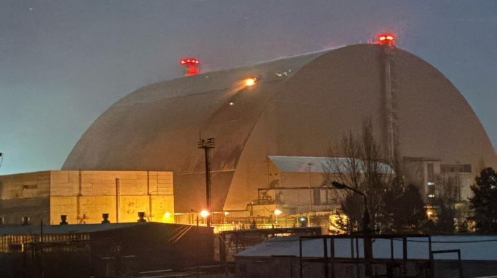 Ucrania denuncia que dron ruso impactó central nuclear de Chernóbil