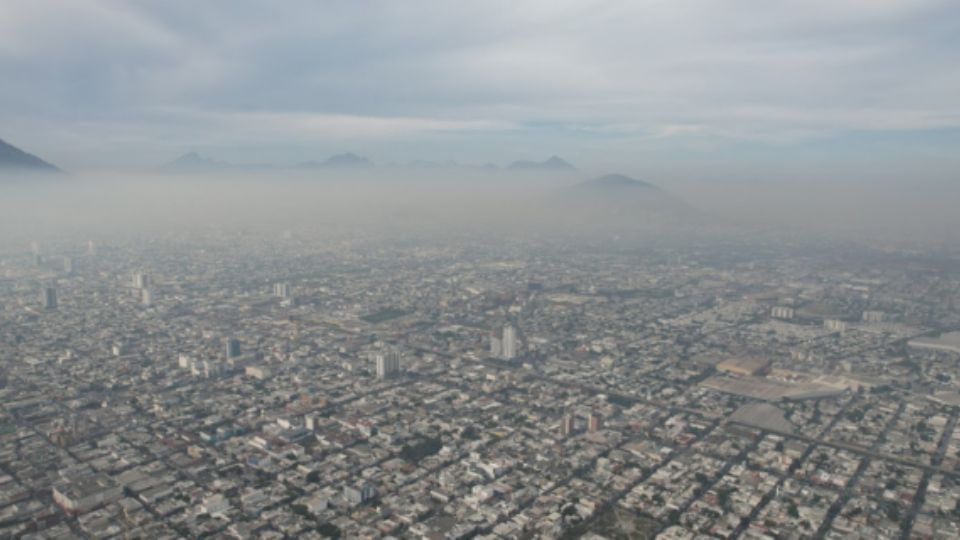 El aire de la zona metropolitana de Monterrey se mantuvo sucio este domingo, de acuerdo con datos del Sistema Integral de Monitoreo Ambiental.