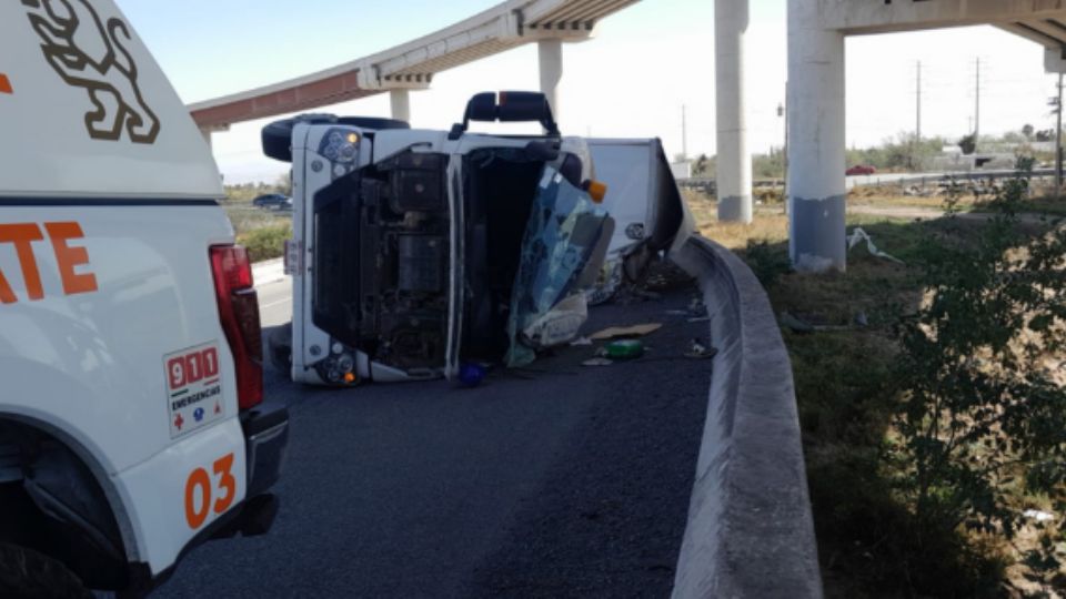 Volcadura en la carretera a Colombia.