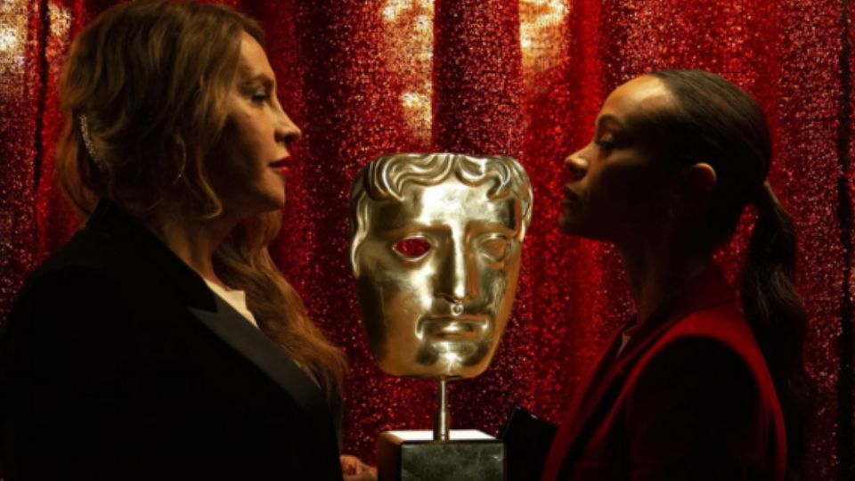 Karla Sofía Gascón y Zoé Saldaña en 'Emilia Pérez'.