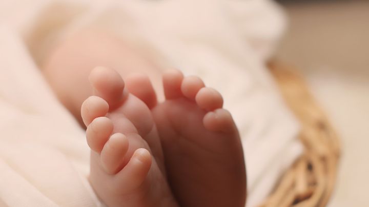 Muere bebé de 3 meses en Juárez, NL; su padre lo habría golpeado