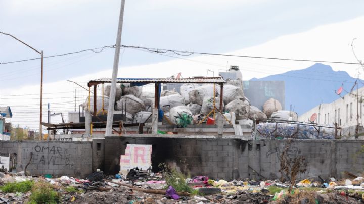 Vecinos denuncian contaminación de pedrera en El Carmen, NL