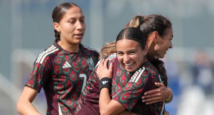 Con goles de las Rayadas, Soto y Servín, el Tri Femenil goleó en su debut en España