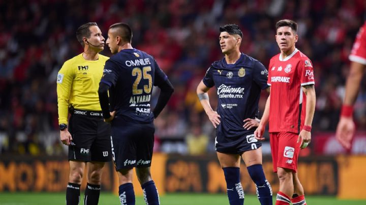Liga MX: Comisión de árbitros reconoce error y se reunirá con los directivos de Chivas