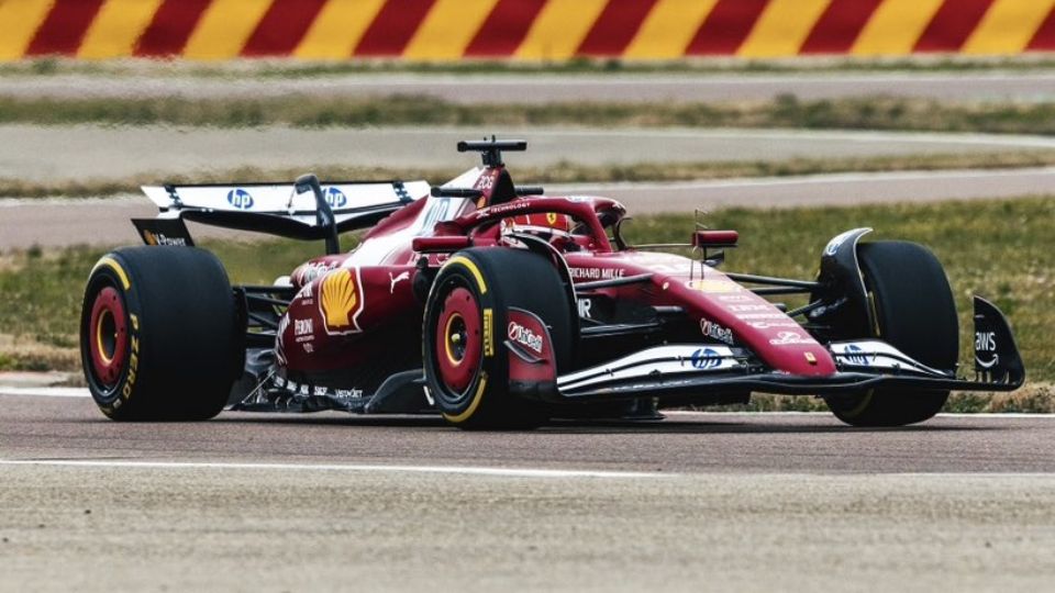 ¡Ferrari SF-25 en pista! Hamilton y Leclerc ya prueban el nuevo monoplaza