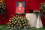 Rinden homenaje a Paquita la del Barrio en su restaurante