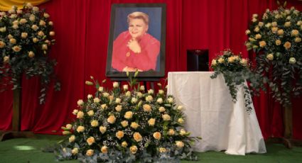 Rinden homenaje a Paquita la del Barrio en su restaurante