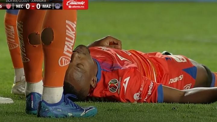 VIDEO: Samir Caetano sufre conmoción durante el Necaxa vs Mazatlán