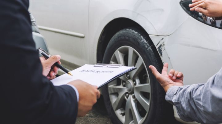 ¿Qué pasa con el seguro si un conductor se mueve en un choque en NL?