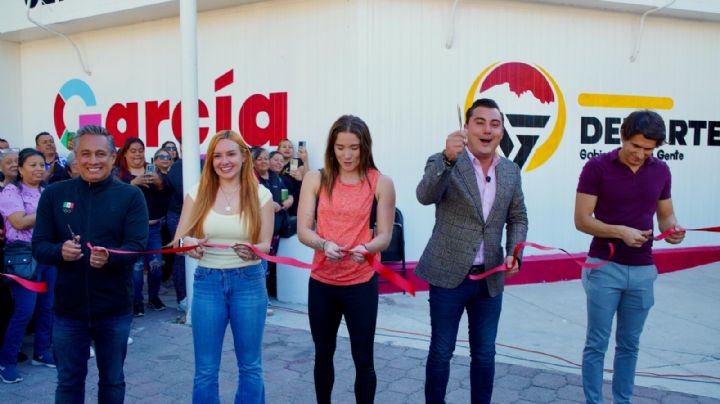 Manuel Guerra inaugura Centro Deportivo en García con presencia de atletas olímpicos