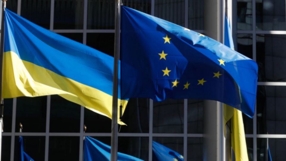 La Comisión Europea dijo este martes que la asociación que la Unión Europea y Ucrania tienen para cooperar en el área de materias primas críticas data de 2021 y no persigue competir con Estados Unidos.