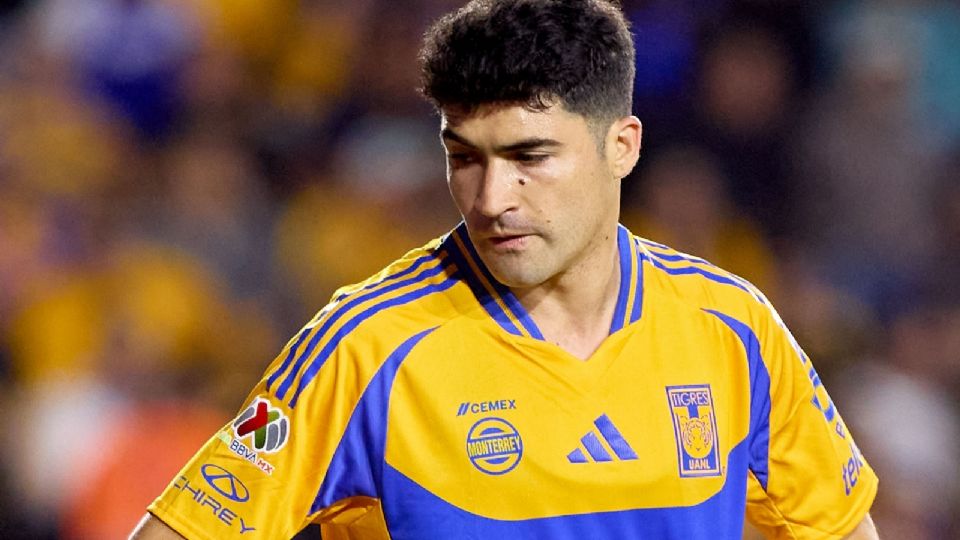 Nicolás Ibáñez vuelve a perderse un partido de Tigres, ahora por una lesión.