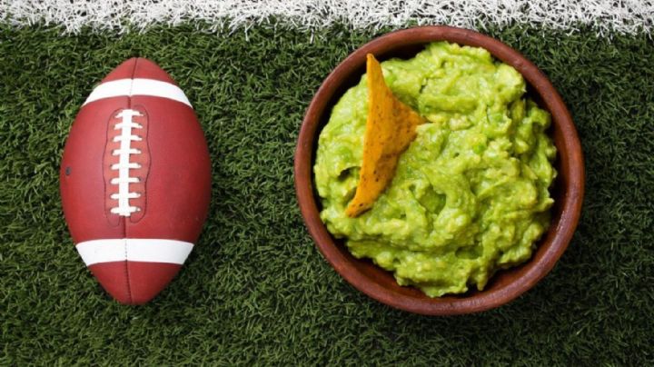¿Por qué el guacamole es toda una tradición en el Super Bowl?
