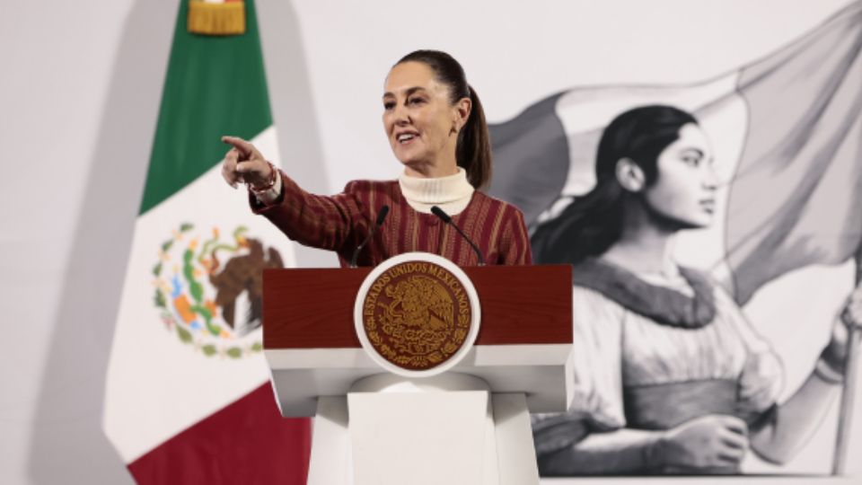 La presidenta de México, Claudia Sheinbaum, respondió con un contundente 'empiecen por su país' a las palabras amenazantes del zar de la frontera de Estados Unidos, Tom Homan.