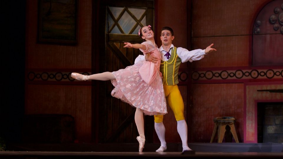 Ballet de Monterrey presento su primer función de “La Fille Mal Gardée” en el Teatro de la Ciudad.