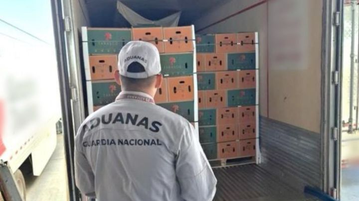 Aseguran más de mil kilos de metanfetamina oculta en botellas de agua mineral