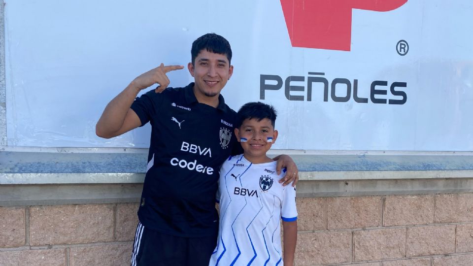 Ambiente Albiazul en Torreón: Afición de Rayados Lista para la Concachampions
