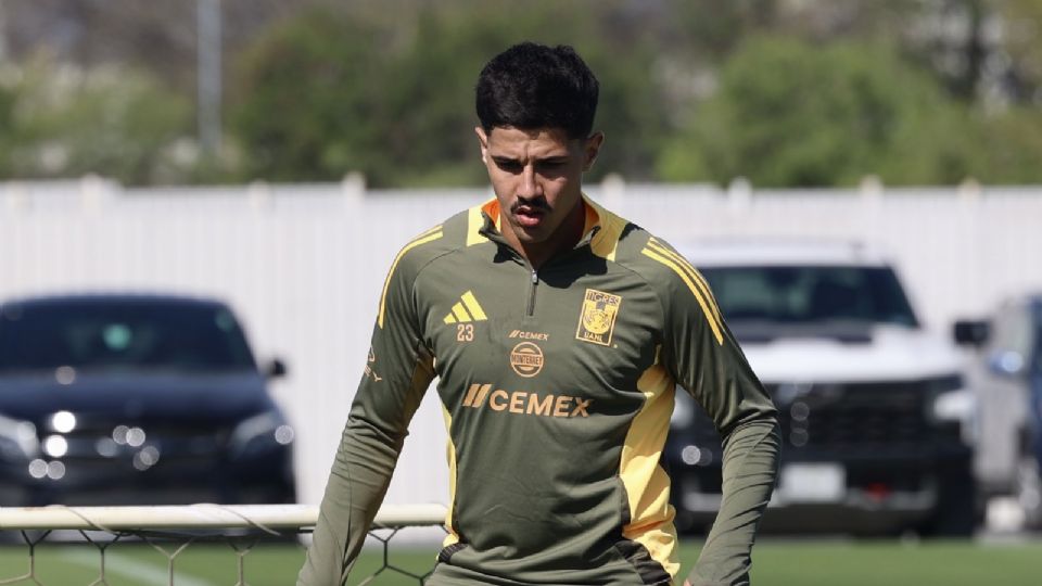 El regreso de Zwarg obliga a Guido Pizarro a reorganizar el medio campo de Tigres,