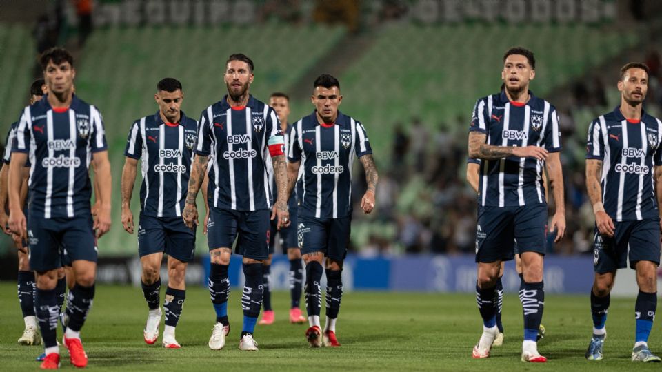 A pesar del apoyo de su afición en Torreón, Rayados no logra superar a Vancouver Whitecaps y se despide de la Concachampions.