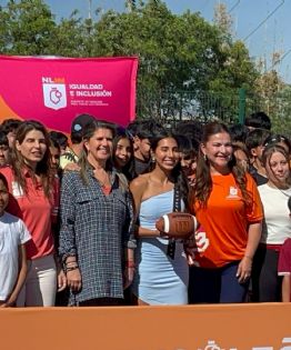 Diana Flores: Inspirando a las Nuevas Generaciones en el Flag Football