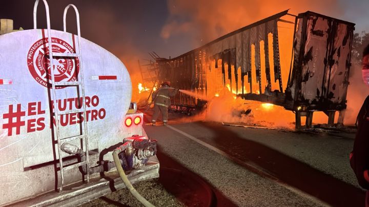 Colapsa, otra vez, la Monterrey-Nuevo Laredo; ahora por incendio de tráiler