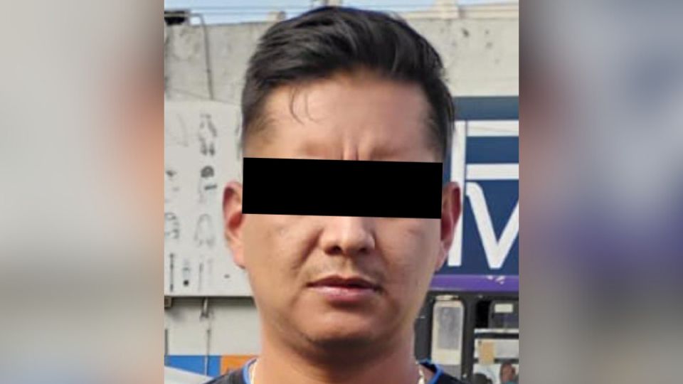 Detienen a hombre por fraude en Santiago