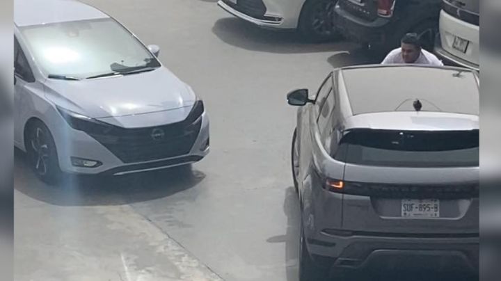 Pelea por estacionamiento en plaza comercial deja un herido en San Pedro