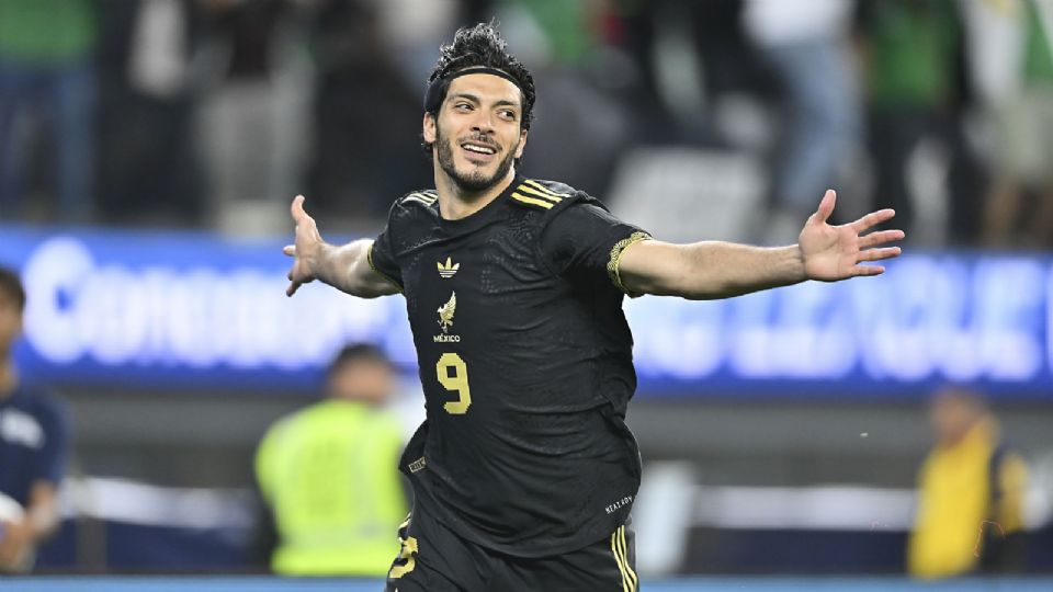 México Vence a Canadá y Busca el Título Ante Panamá