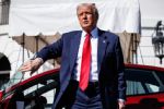 Trump: 'Podrían ir a cárceles de El Salvador' personas que queman Teslas en EU