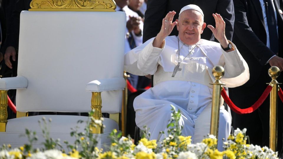 Papa Francisco será dado de alta este tras estar más de un mes hospitalizado.