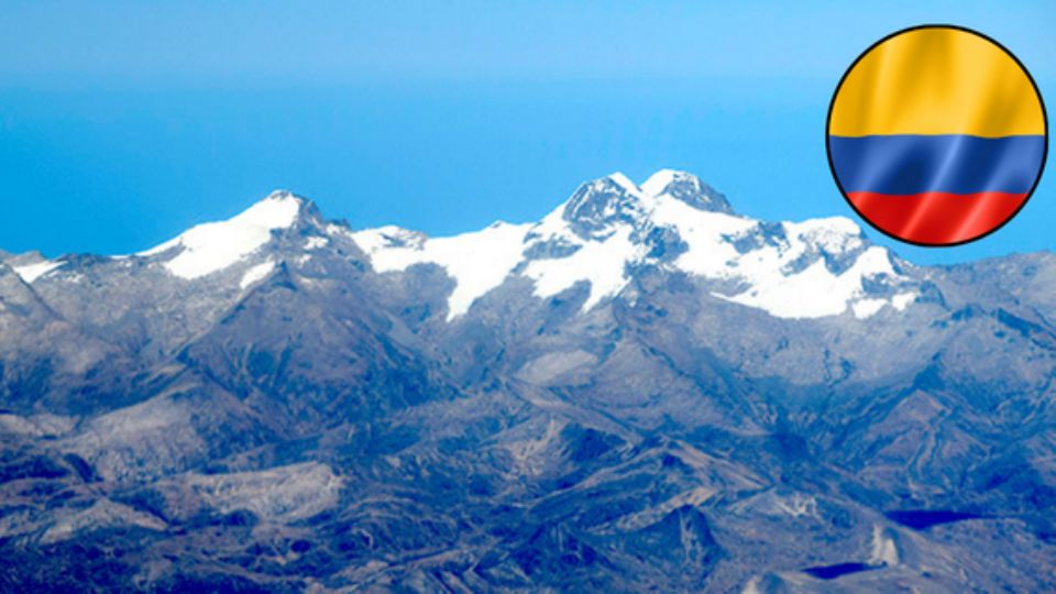 Colombia vive una 'alarmante' pérdida de sus glaciares, cuya área en poco más de un siglo se redujo en un 90 por ciento y en la actualidad solo quedan 33 kilómetros cuadrados de esas masas de hielo.