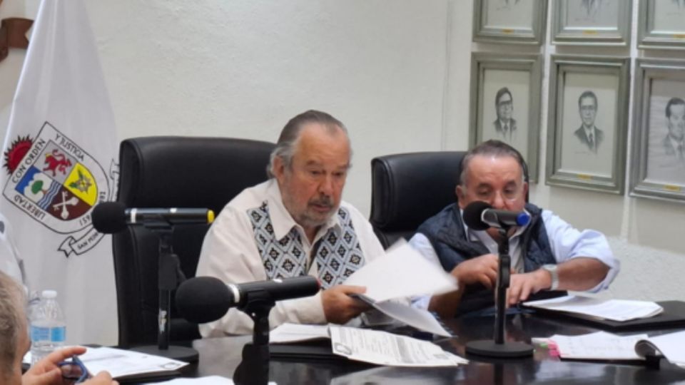 El alcalde de San Pedro, Mauricio Fernández subrayó que no hay un tema en específico que motive la revisión del reglamento, sino que se busca analizarlo a fondo y hacer los ajustes necesarios.