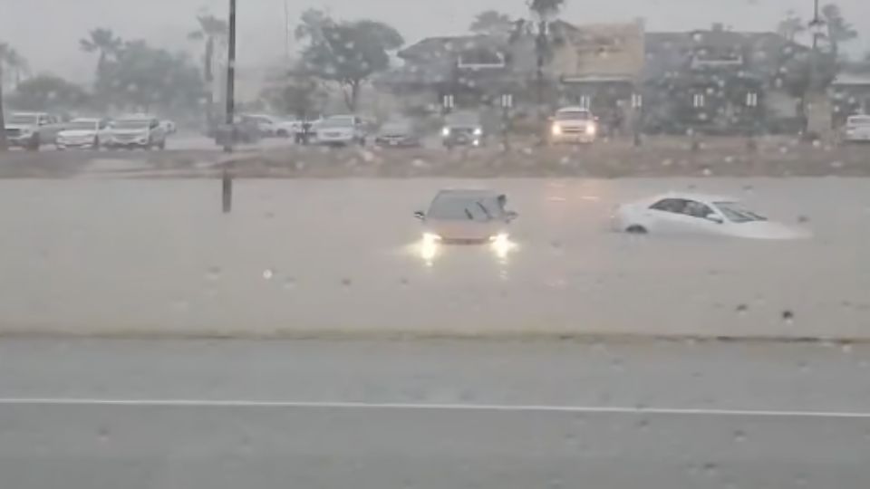 Fuertes lluvias provocan inundaciones en Mcallen y Reynosa.